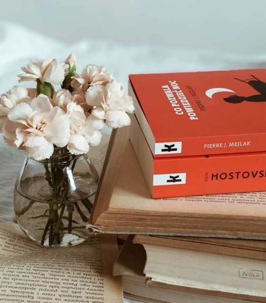 Translation of Pierre Mejlak collection of stories ‘Dak li l-Lejl Iħallik Tgħid’ from English into Polish